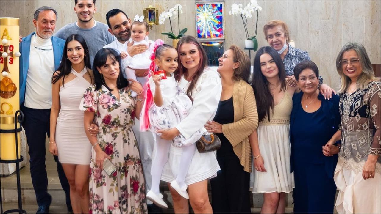 La ceremonia religiosa habría sido en Medellín y la fiesta en la casa de campo que Karol G tiene cerca de esa ciudad.