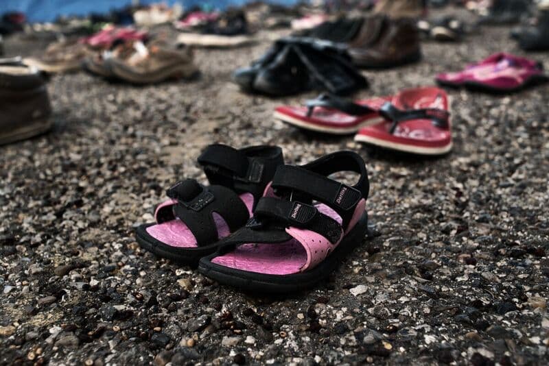 Estas sandalias fueron con las que Milagros, una niña hondureña de 4 años llegó al Centro Humanitario Respite.