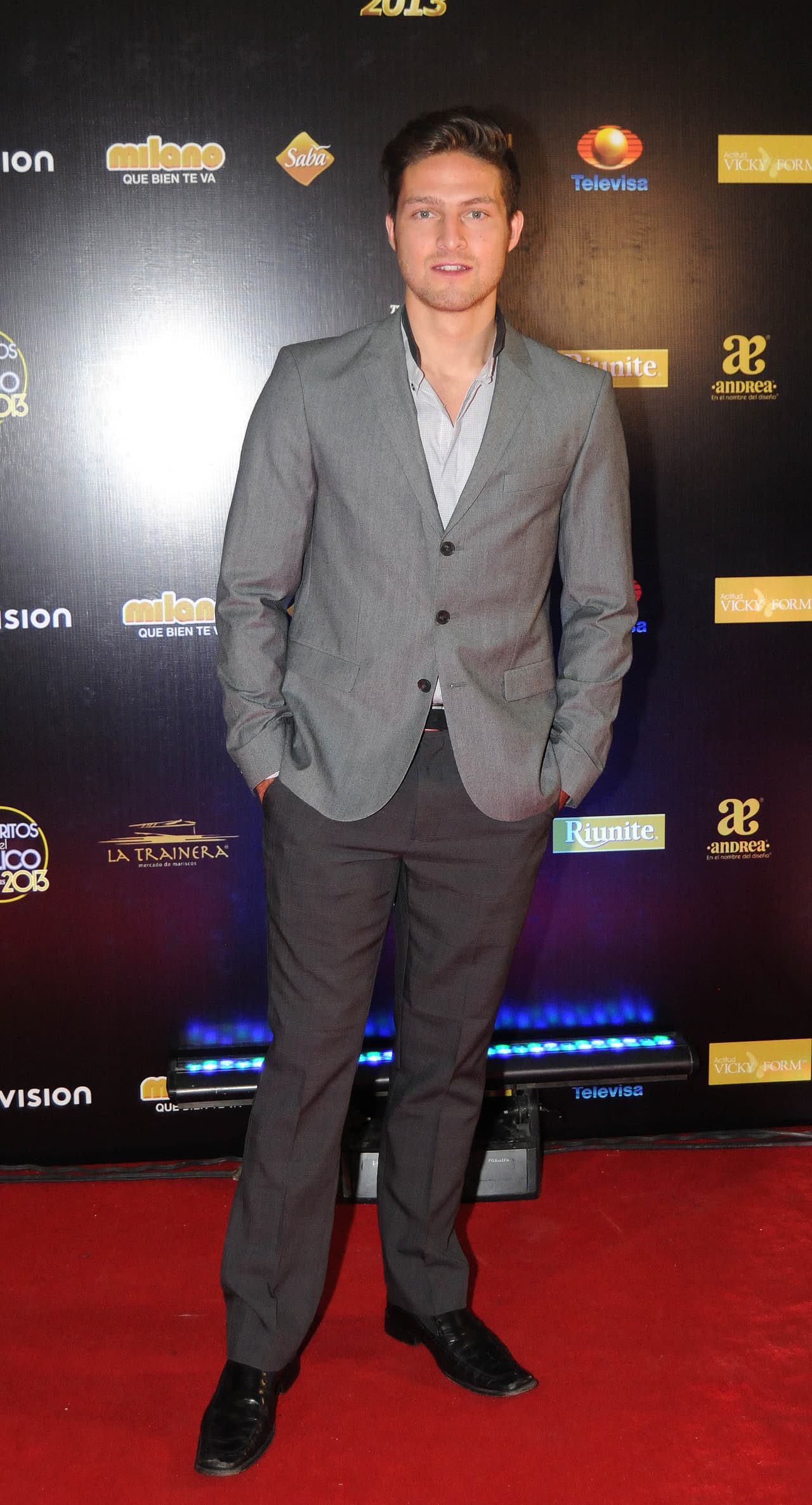 <b>Eddy Vilard</b> ha conquistado con su galanura a las jovencitas, aunque ya está por llegar a los 30, el actor tiene 28 años.