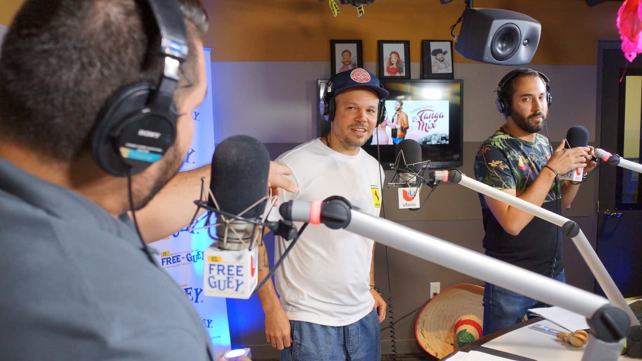 Residente se la pasó a todo dar con El Tambochi y El Compa Ivan.