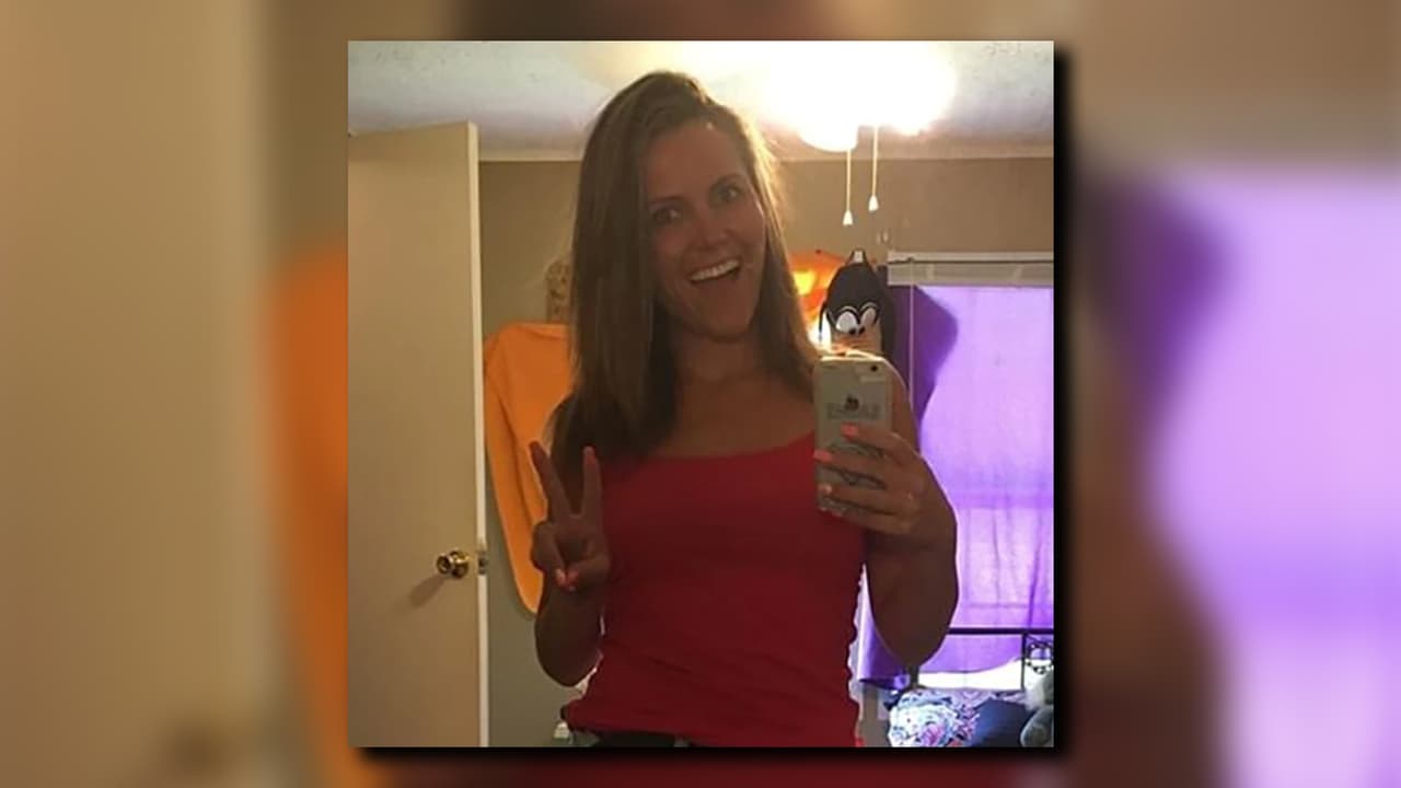 Las autoridades confirmaron que se encontró un cuerpo dentro del automóvil, pero dicen que no ha sido identificado y que están esperando una autopsia. Sin embargo, la madre de Jones, Elaine Gordon, dijo a que el cuerpo era de su hija.