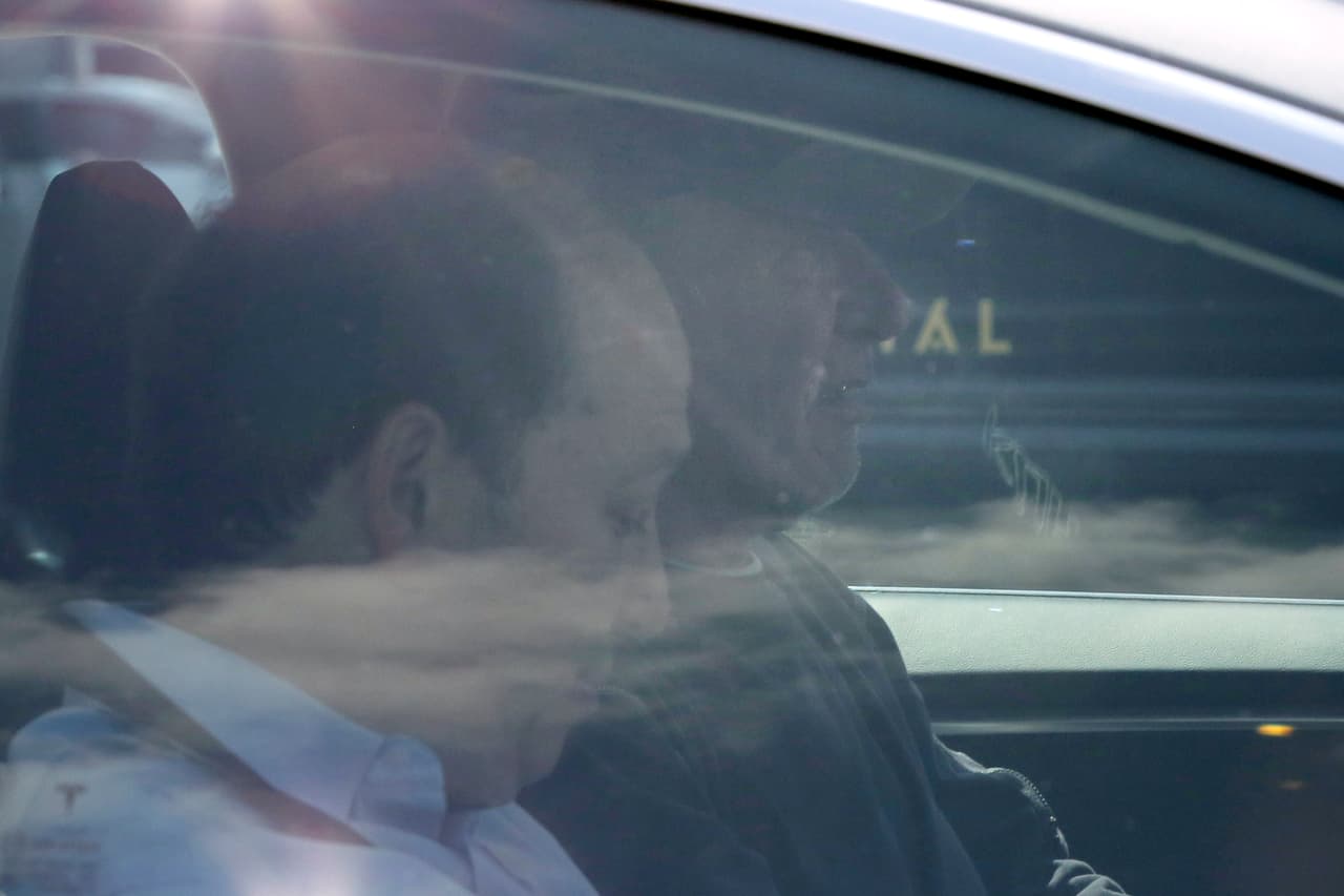 Por primera vez fue captado por las cámaras tras el terrible accidente donde chocó su avión privado.