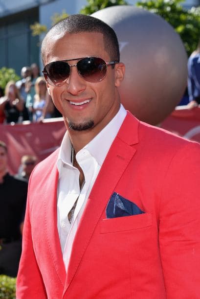 Colin Kaepernick Llevó a los 49ers al Super Bowl pero perdió ante los Ravens de Baltimore. Más videos de Chismes aquí.