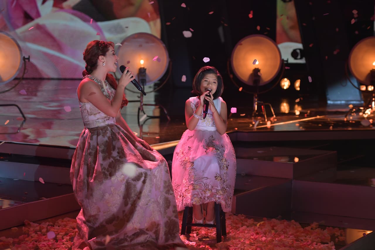 Pero no lo hizo sola, ya que la acompañó su capitana Daniela Luján.