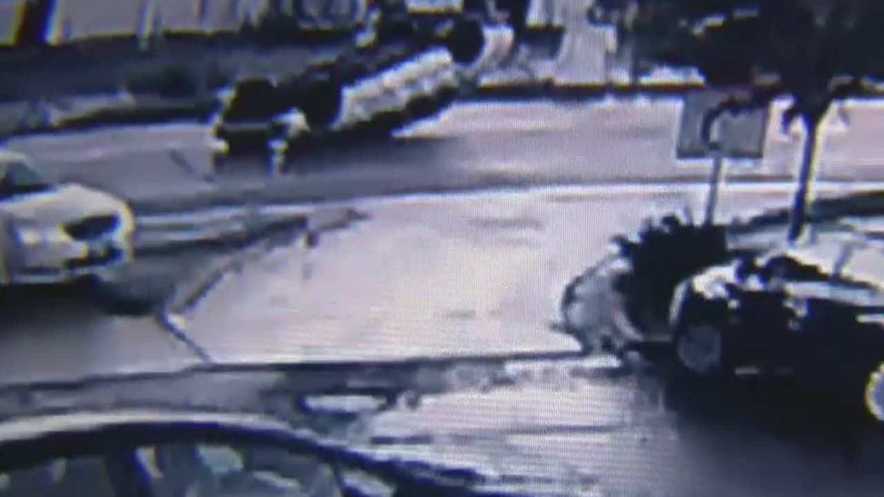 Revelan imágenes de estragos provocados por tornado que tocó tierra en Waukegan