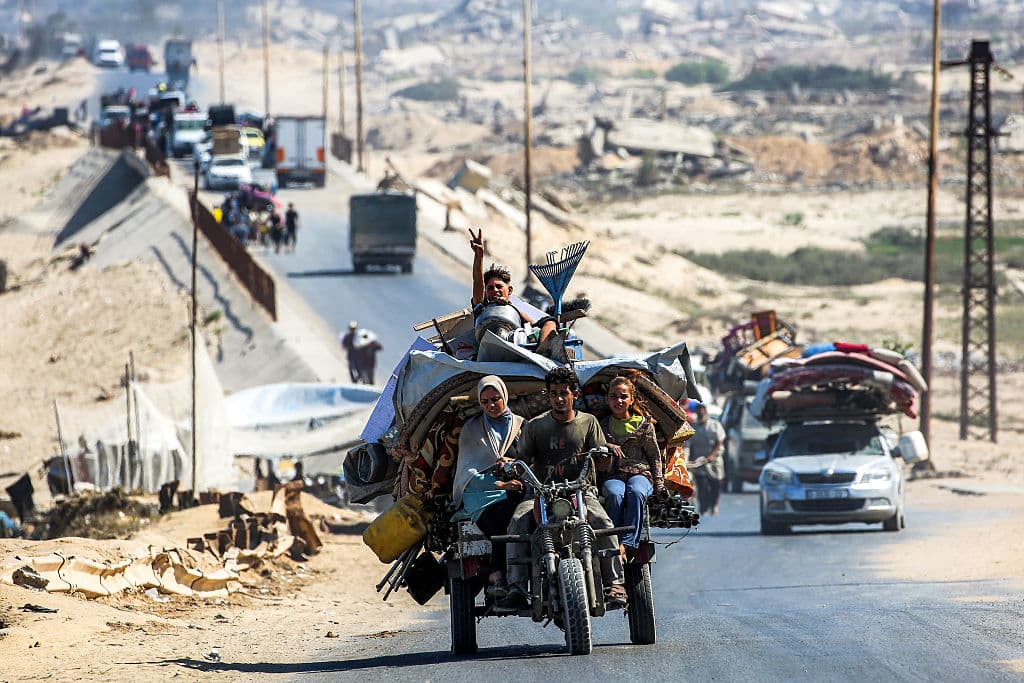"El mundo observa nuestra masacre y no hace nada": palestinos en Ciudad de Gaza son forzados otra vez por Israel a desplazarse 