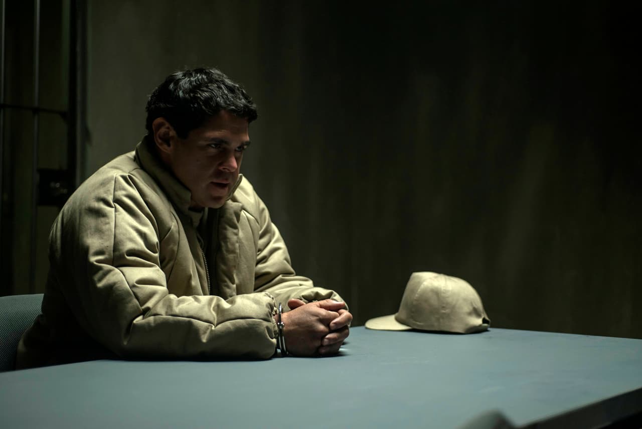 Pero 'El Chapo' no se dio por vencido y para mejorar las condiciones le ofreció datos que destruirían a uno de los mayores enemigos del mandatario.