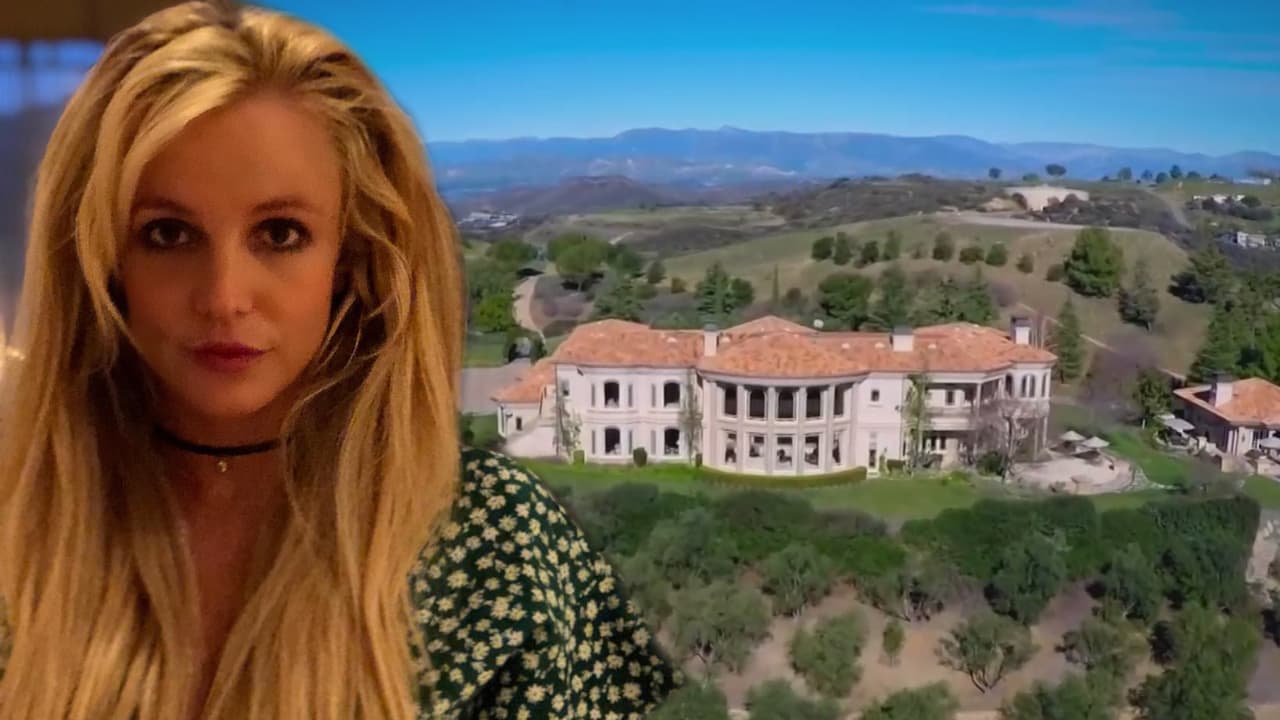 "Solo hay dos opciones con eso. Britney podría tener demencia. Ahora, no soy médico, pero si ese es el caso, entonces el mundo no es consciente de eso. Pero la otra opción es en realidad más siniestra", dijo Azhar.
<br>