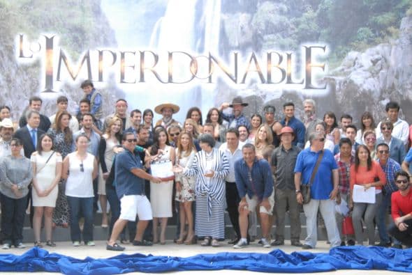 Los actores se mostraron muy emocionados.