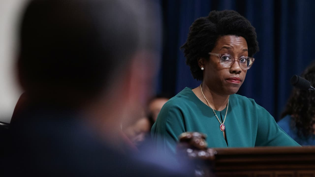 "Es algo intencional": una congresista sugiere que las muertes de niños migrantes responden a una política del gobierno