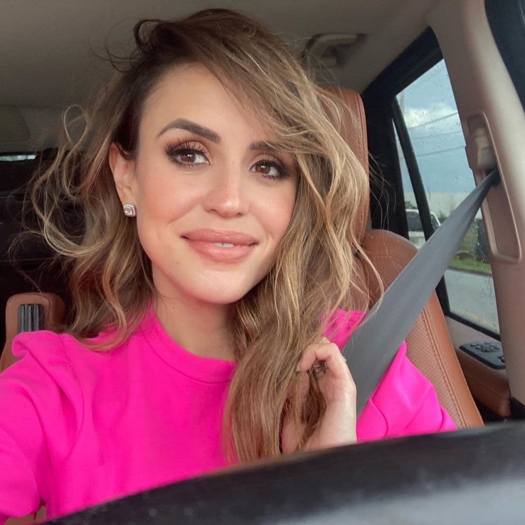 La querida Carito Sarassa también vivió las elecciones al límite, pero la belleza no se la quita ninguna tensión política.