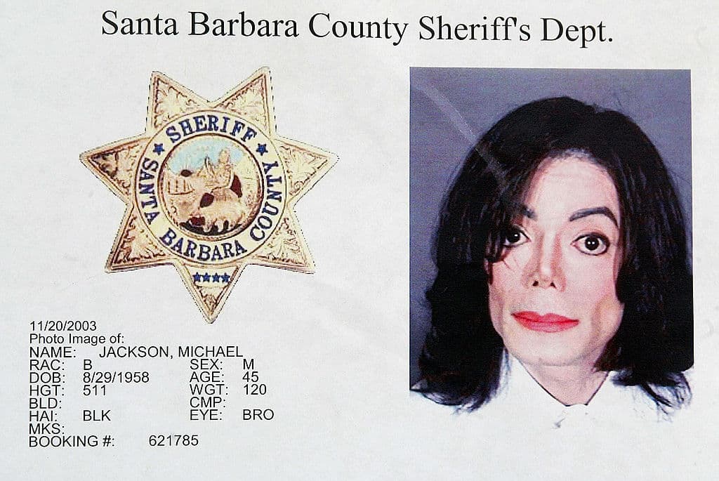 Michael Jackson, ficha policial.