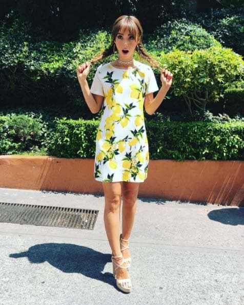 ¡Siempre tan original! Natalia nos muestra su lado inocente, dulce y coqueto.