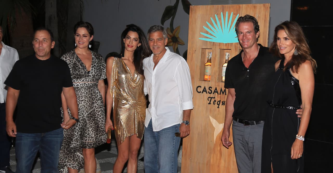 Guerra de bellas: Amal vs. Cindy.