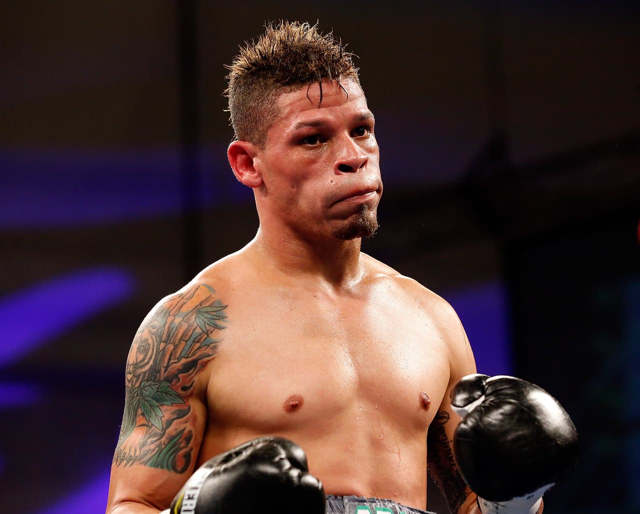 Orlando Cruz derrotó a Gabino Cota y ganó título latino