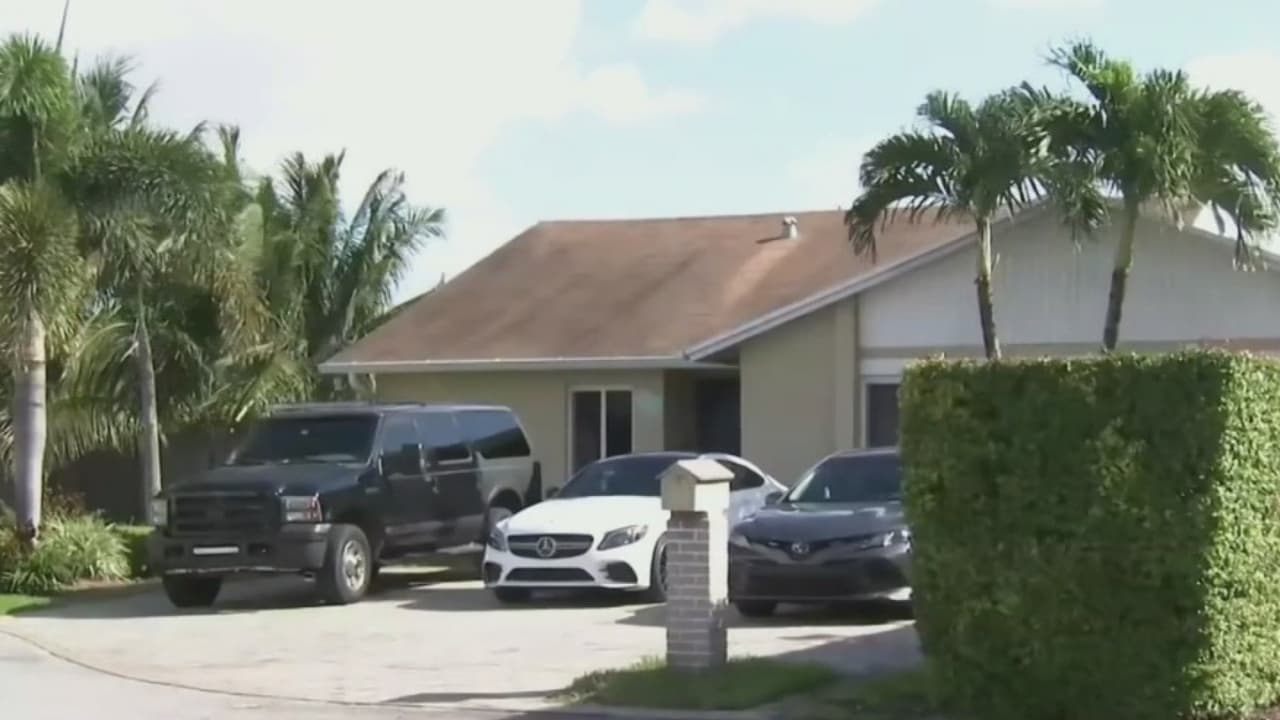 Policía fuera de servicio dispara mortalmente a un hombre que intentaba entrar a una casa en Miami-Dade