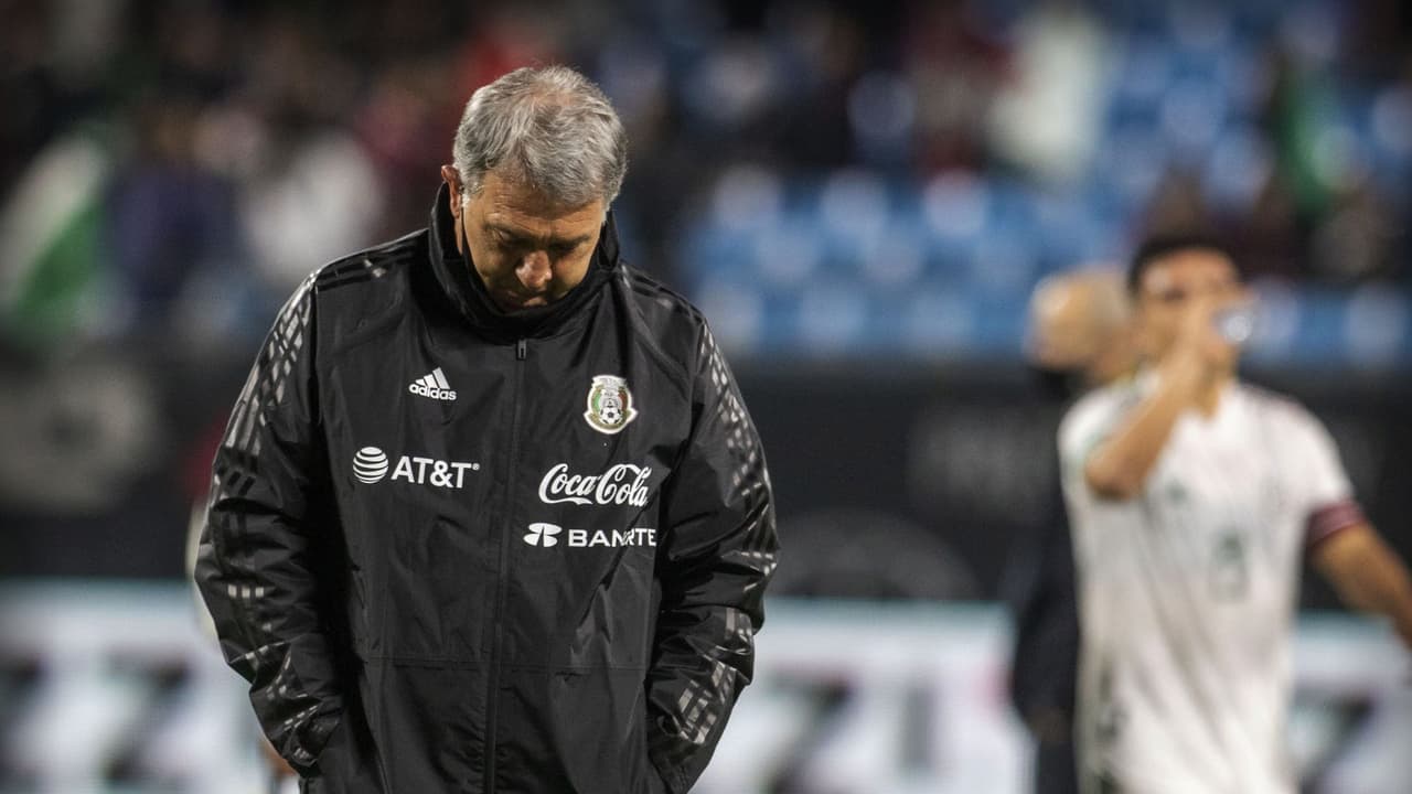 Tata Martino on ha recibido el alta médica y no podrá viajar con México para el amistoso contra Guatemala.