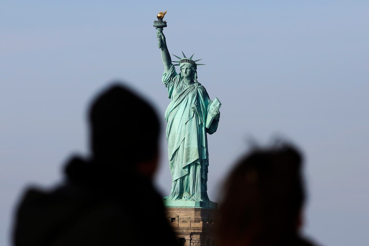 Arranca la lotería de visas 2026 y el gobierno advierte tener cuidado con los estafadores