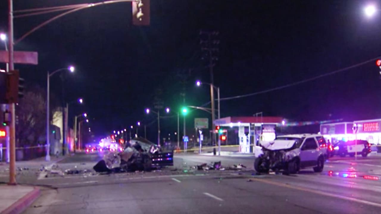 El
<b><a href="https://www.univision.com/local/fresno-kftv/bebes-mellizos-heridos-accidente-en-fresno">accidente </a></b>o currió poco antes de las 8pm del domingo, en la intersección de las avenidas Belmont con Palm, en Fresno.