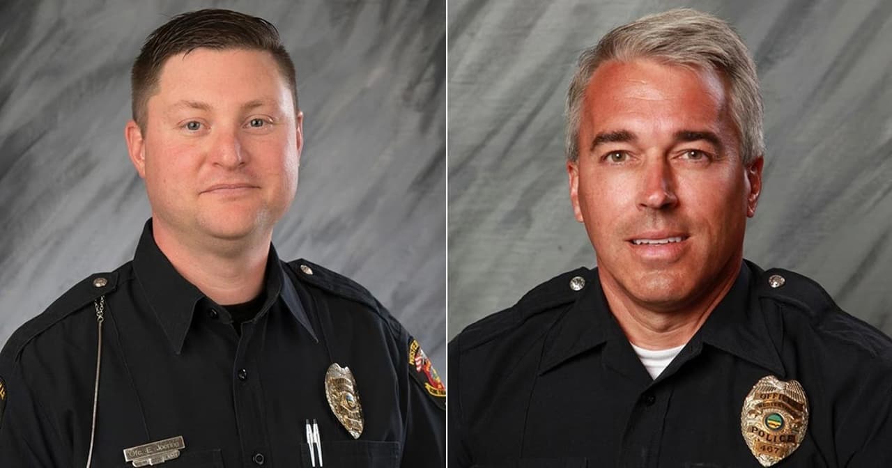 Los agentes Eric Joering y Anthony Morelli.