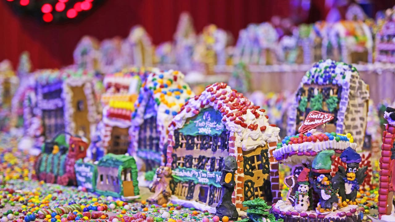 El paraíso del dulce. Aquí, toda una villa o poblado conformada por casitas de jengibre (gingerbread houses).