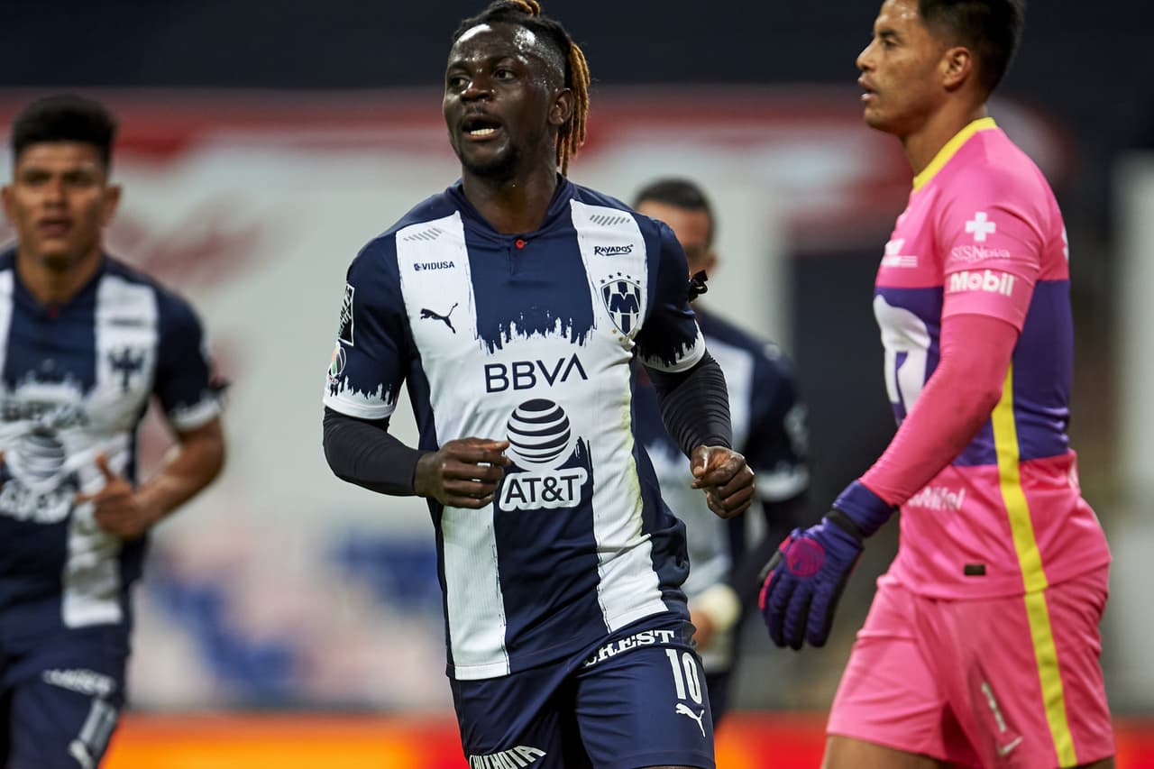 Aké Loba (31’) marcó el solitario tanto que definió el encuentro. Alan Mozo dejó a los pumas con diez hombres desde el 37’ de juego por una fuerte entrada. En la sexta fecha de la competición, Monterrey visitará a Santos y Pumas hará lo propio con Toluca.