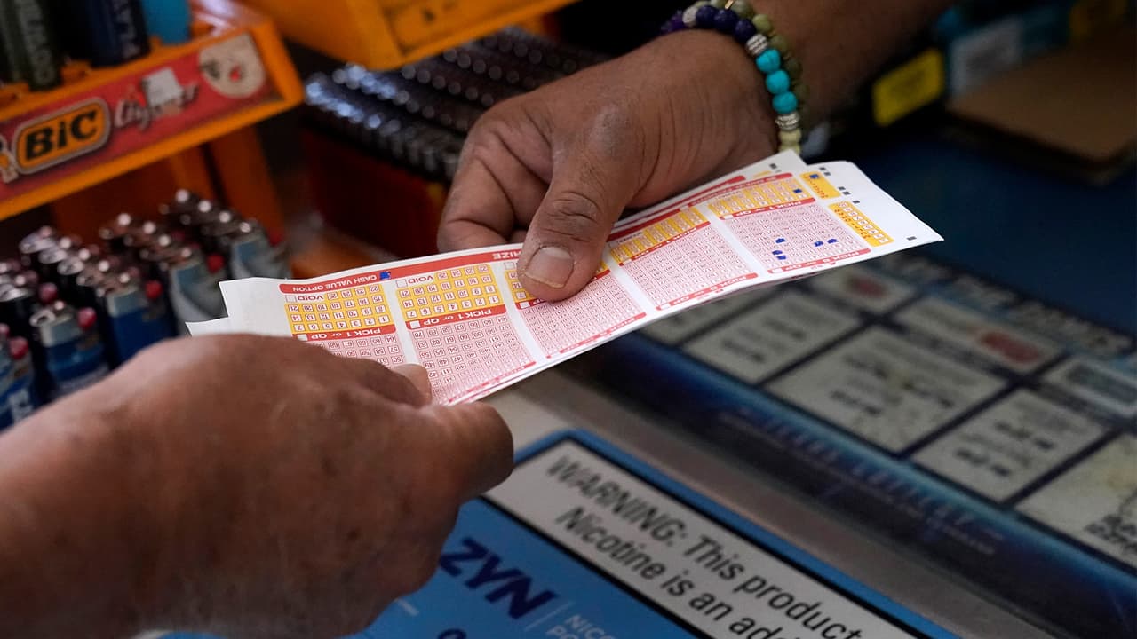 Actualizan cifra del premio mayor de Mega Millions: fueron $1,337 millones