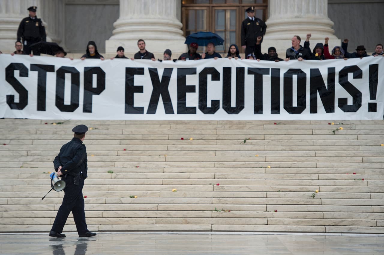 Una protesta contra la pena de muerte frente a la Corte Suprema de Estados Unidos en enero de 2017.