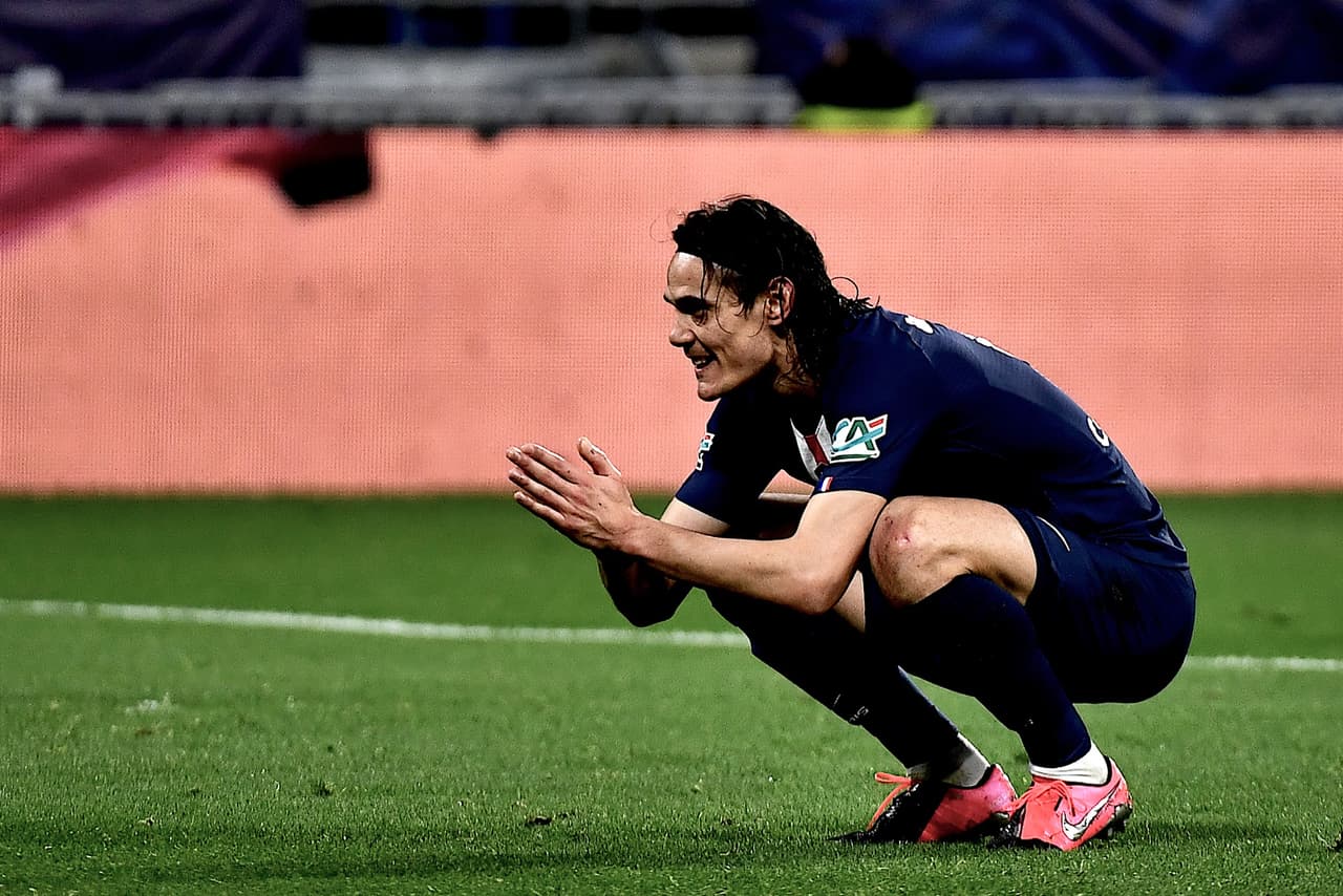 Edinson Cavani ocultó su contagio por COVID-19 cuando no tenía equipo