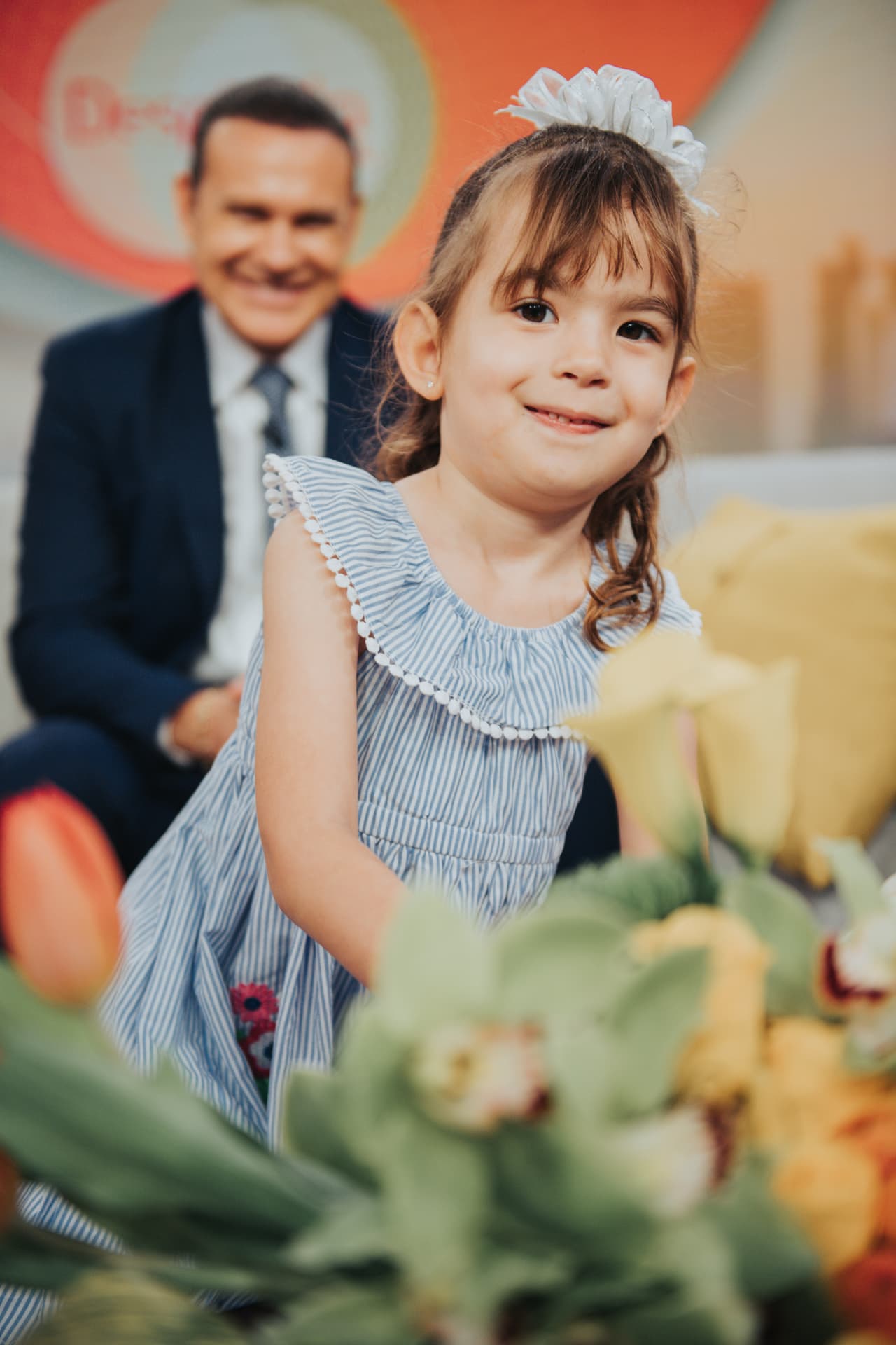 Y así de sonriente la vimos posar para las cámaras.