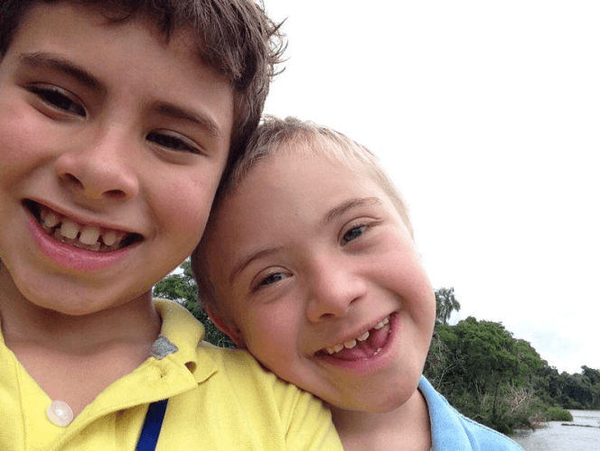 La única vez en que aparentemente los jóvenes tuvieron comunicación con él fue cuando a finales de junio pasado, Lety Calderón aseguró que los chicos
<b> le enviaron un video a su padre</b> con motivo de su cumpleaños.