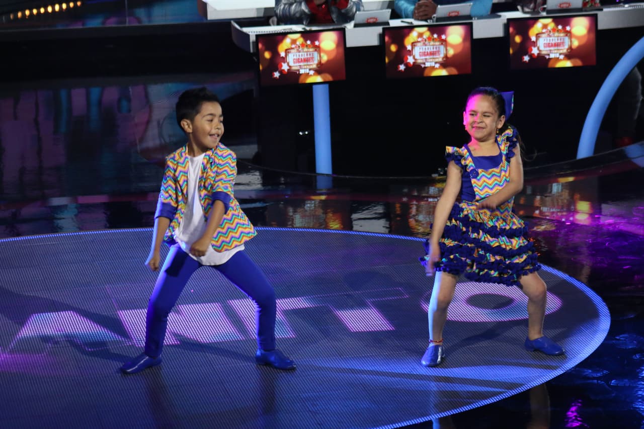 Y bueno, como era de esperarse se llevaron puros 10 de parte de los jueces.