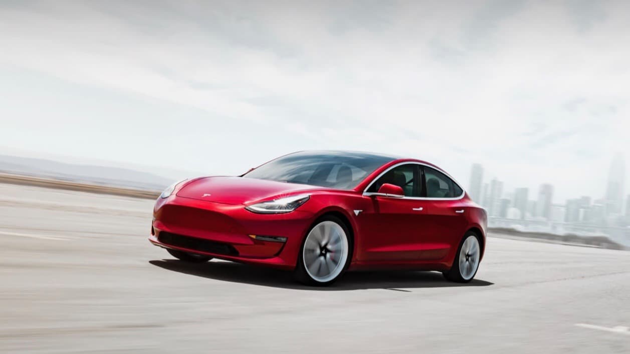 <h3 class="cms-h3-H3"><b>Tesla</b></h3>
<br>La marca del joven fabricante estadounidense de vehículos eléctricos fue la más buscada en
<b>Cuba</b>, Noruega, los Países Bajos y
<b>China</b>.