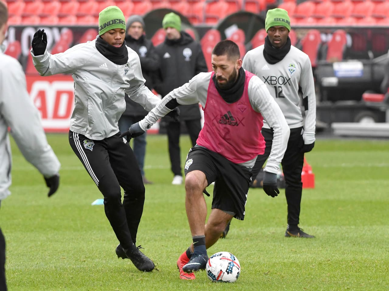 Entrenamiento leve y con buen humor para Seattle Sounders antes de la final por la MLS Cup