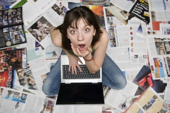 ¿Cómo? Simple: la institución mencionada sugiere seguir la regla “20-20-20”: cada 20 minutos, dirige tu mirada hacia un punto alrededor de 20 pies (6 metros) de distancia, durante 20 segundos.