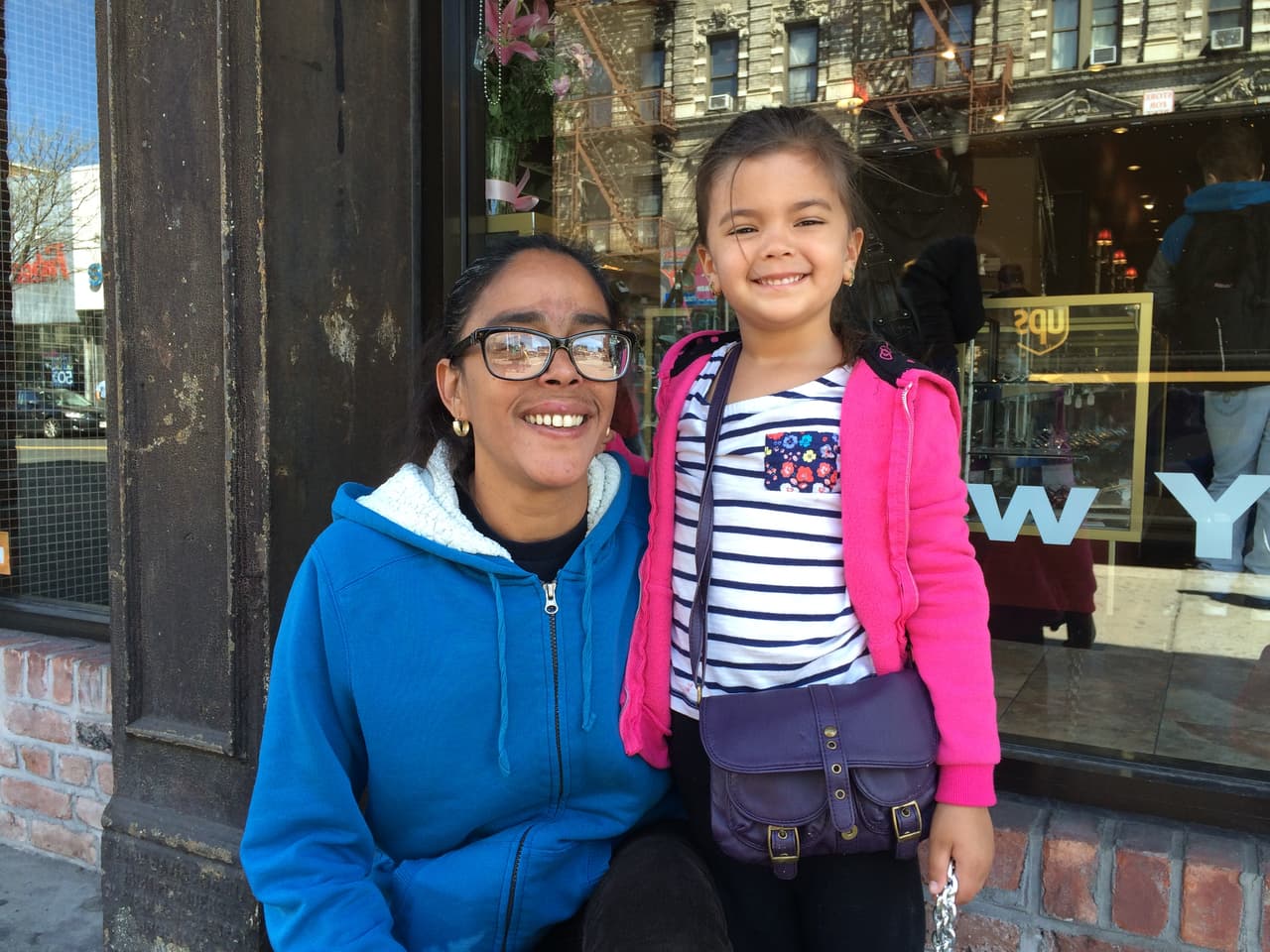 Zoila Rodríguez y su hija Cora Jones de 5 años