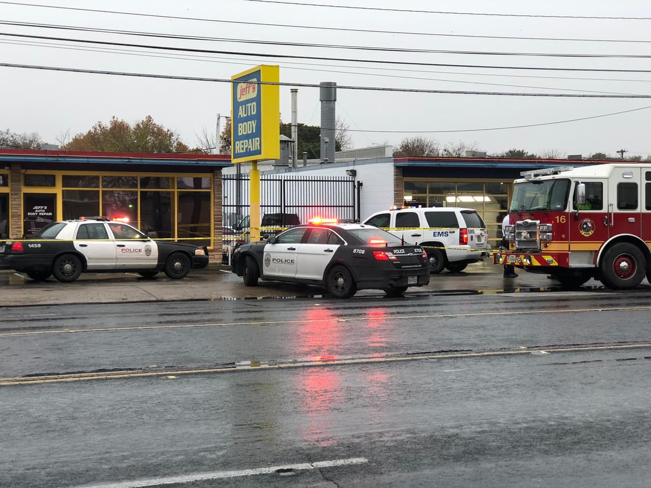 Al momento las víctimas no han sido identificadas por las autoridades.