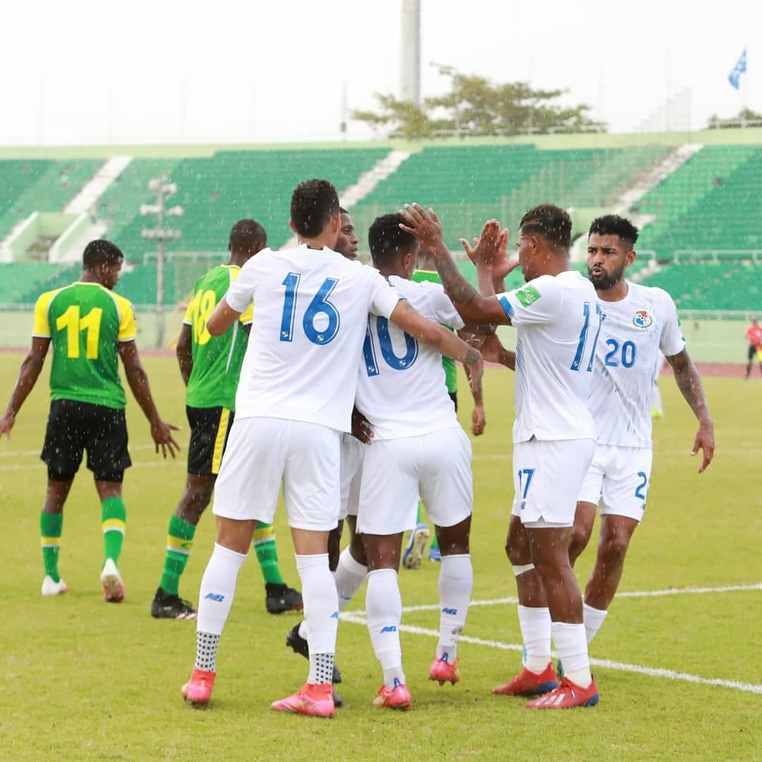 Panamá se impone a Dominica 2-1 en las eliminatorias de la CONCACAF rumbo a Catar 2022. El primer tanto fue un autogol de Briel Thomas, seguido de un gol de José Fajardo para darle el triunfo a los panameños. El gol en solitario para los dominicos fue por parte de Audel Laville, durante la primera ronda del Grupo D.