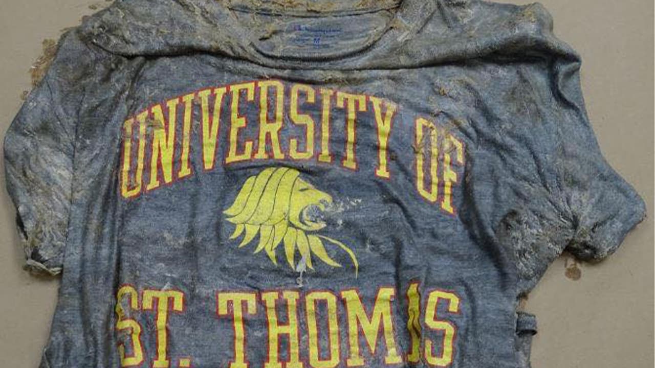 Autoridades piden ayuda ciudadana para identificar un cuerpo hallado en el lago Dutton, al este de Houston