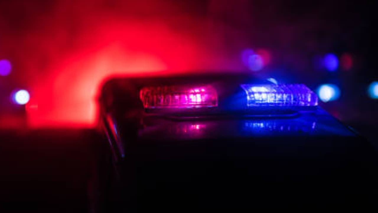 Personal de limpieza halla posibles restos humanos en el sótano de una casa de Filadelfia