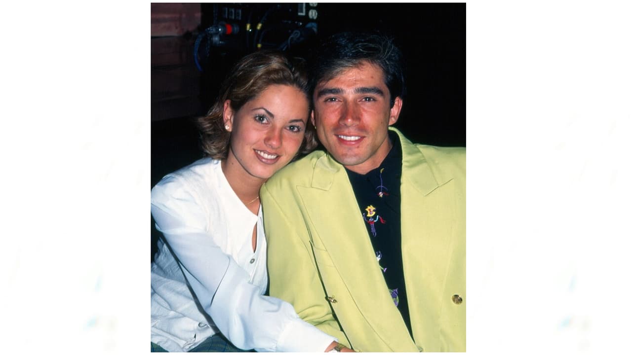 <b>Bárbara Mori </b>
<br>La actriz que saltó a la fama por su trabajo en la telenovela 'Rubí' se embarazó cuando tenía 20 años, del también actor, cantante y ahora político Sergio Mayer.