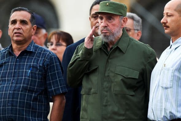 Críticos del gobierno cubano consideran a esta organización de masas como una estructura dominada por el gobierno para vigilar y controlar la vida de los vecinos y reprimir a la disidencia.