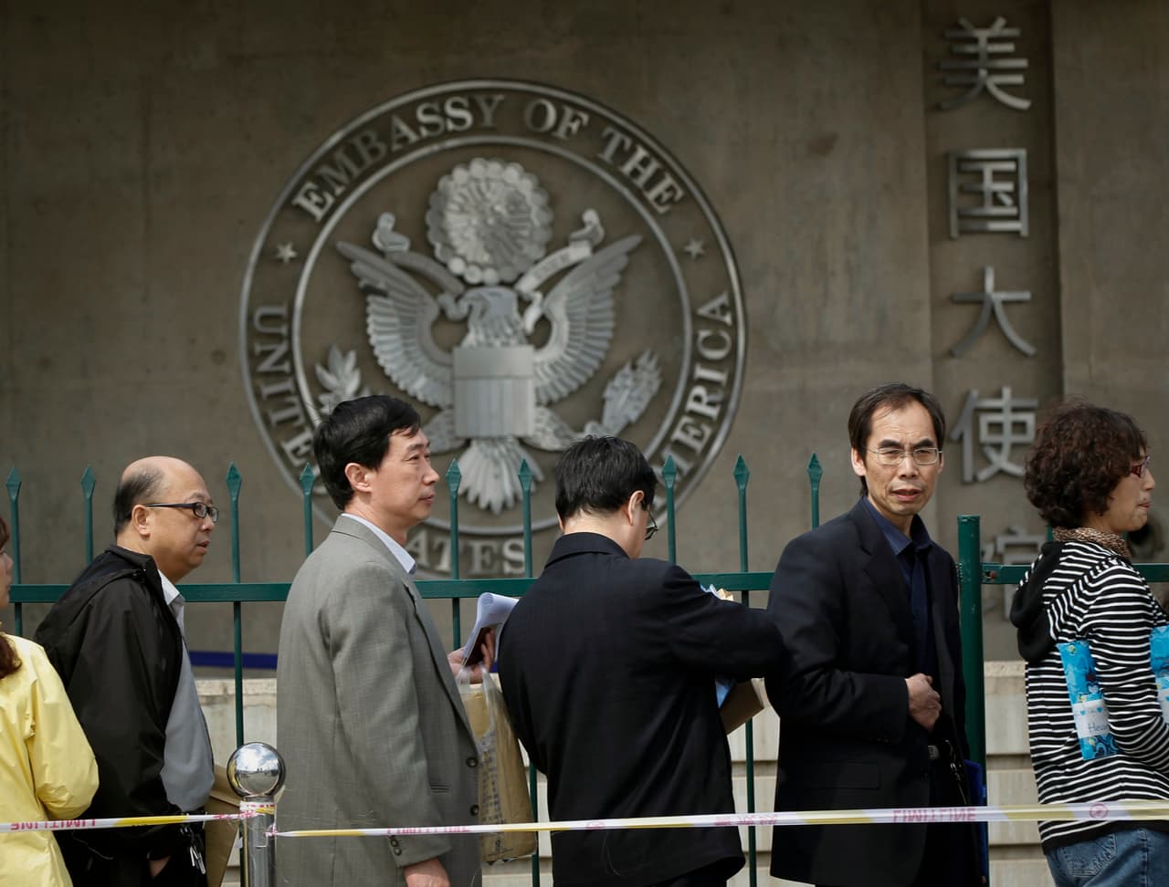 El gobierno aumenta la lista de requisitos biográficos para autorizar visas