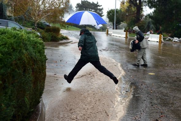 Lluvias y vientos se acercan al sur de California