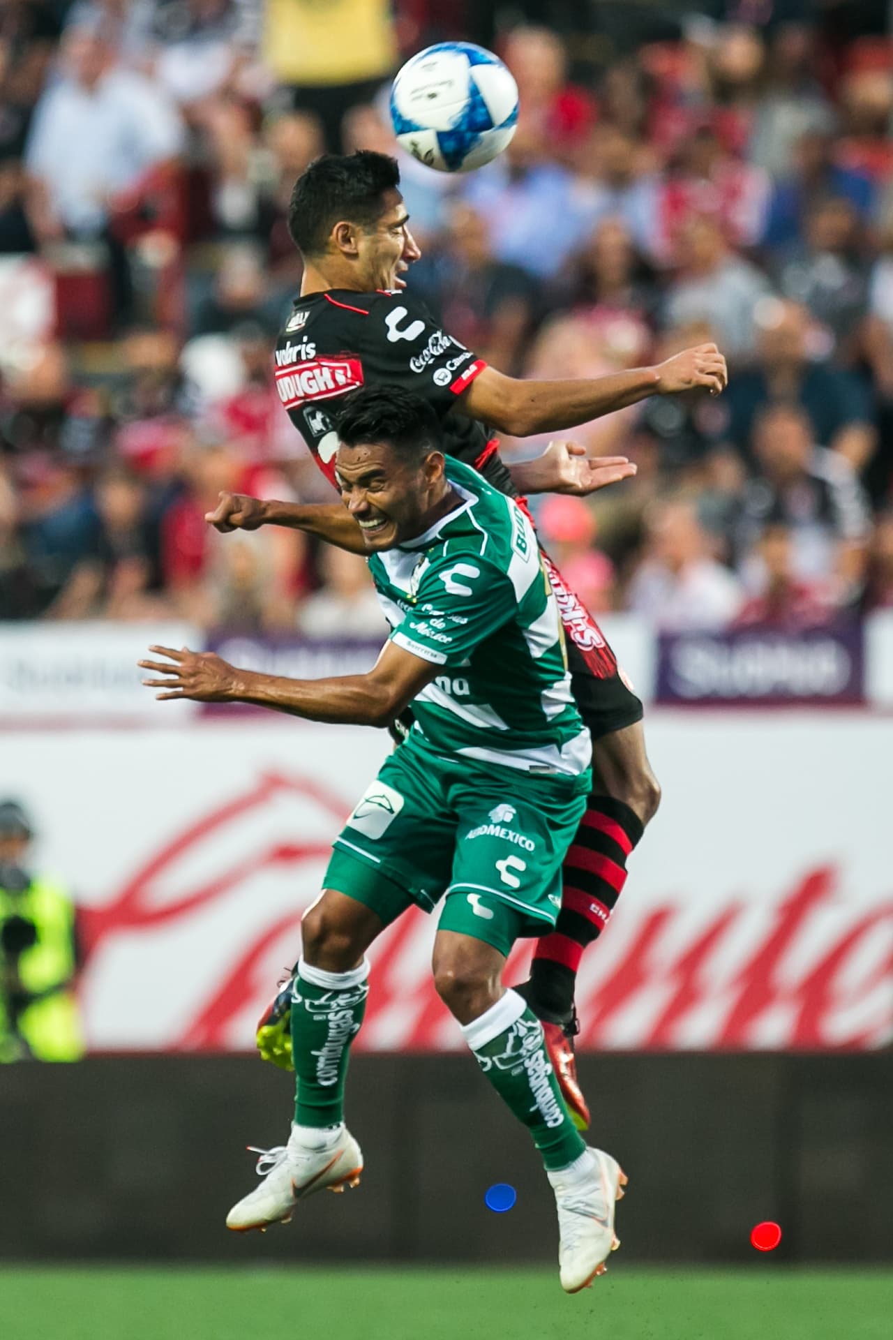 La venta del "Gallito" a Santos Laguna causó mucha conmoción.