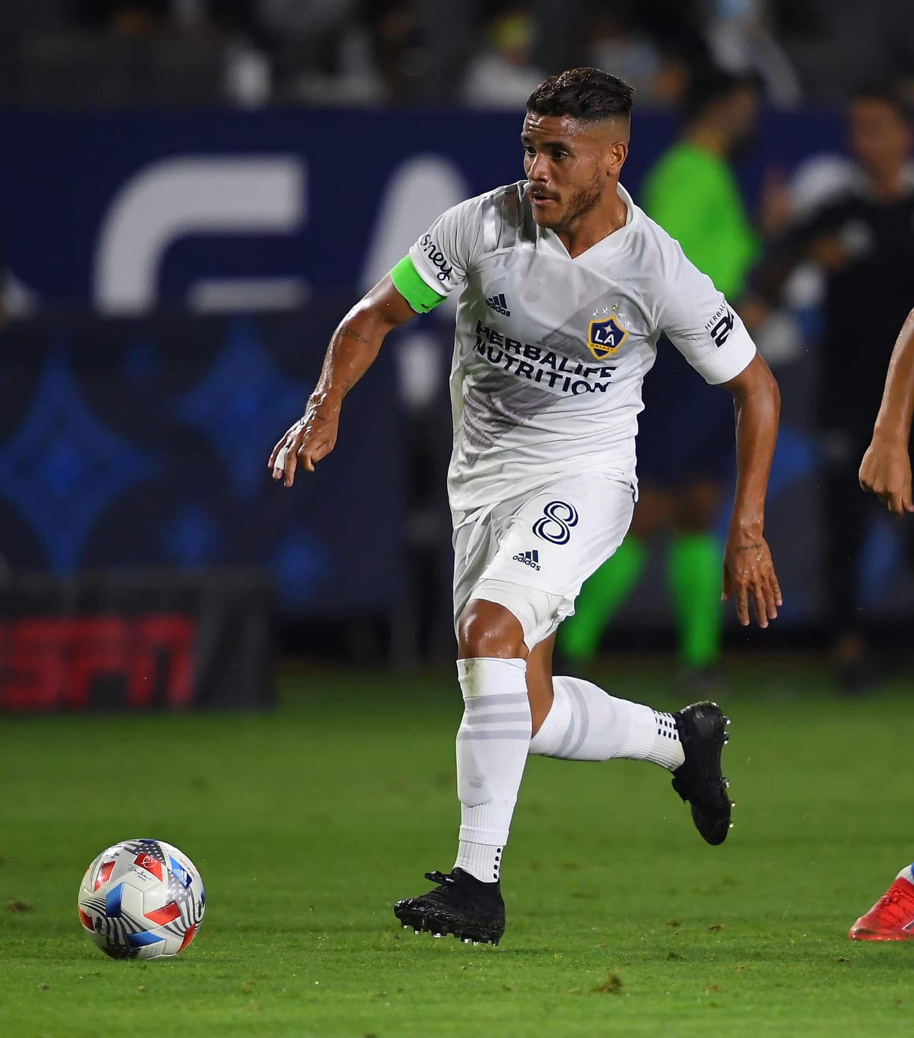 Ha sido uno de los estandartes del equipo cinco veces ganador de la MLS Cup durante las últimas temporadas.
<br>