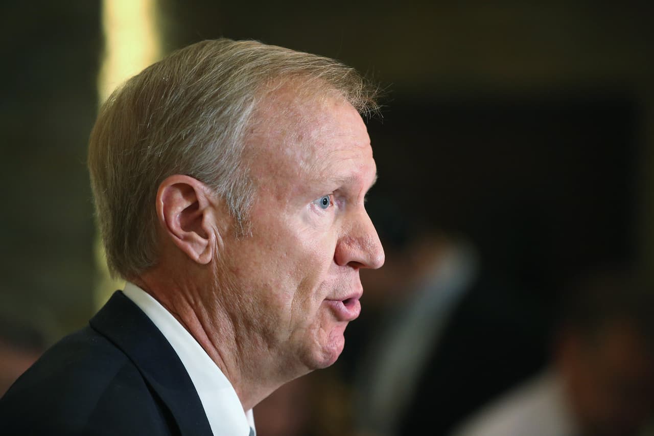 Reabre Capitolio de Illinois tras cierre preventivo por amenaza de materiales peligrosos. Se espera votación del presupuesto en breve