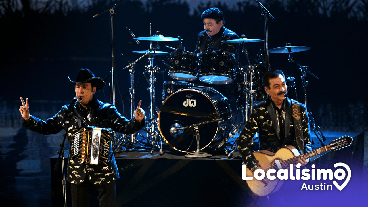 ¿Listo para Bésame Mucho? Qué llevar y dónde estacionarte en el festival de Texas