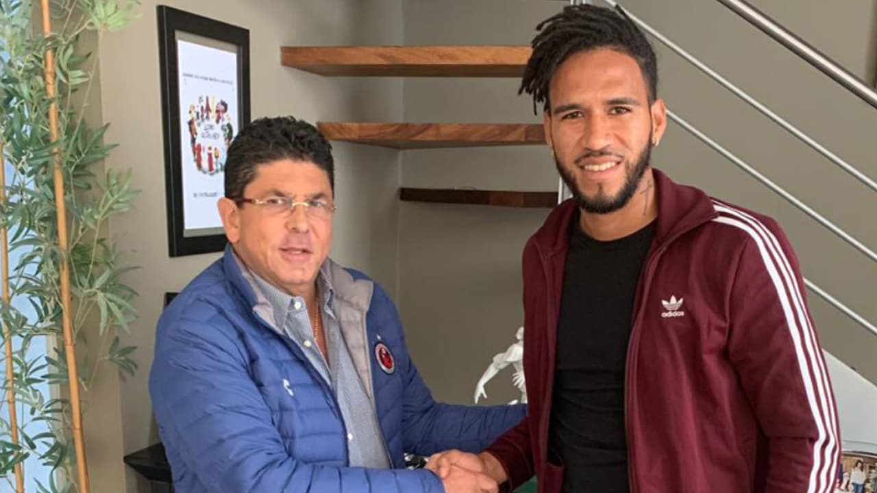 Fidel Kuri despachó a Pedro Gallese de vuelta a Perú cedido por Veracruz