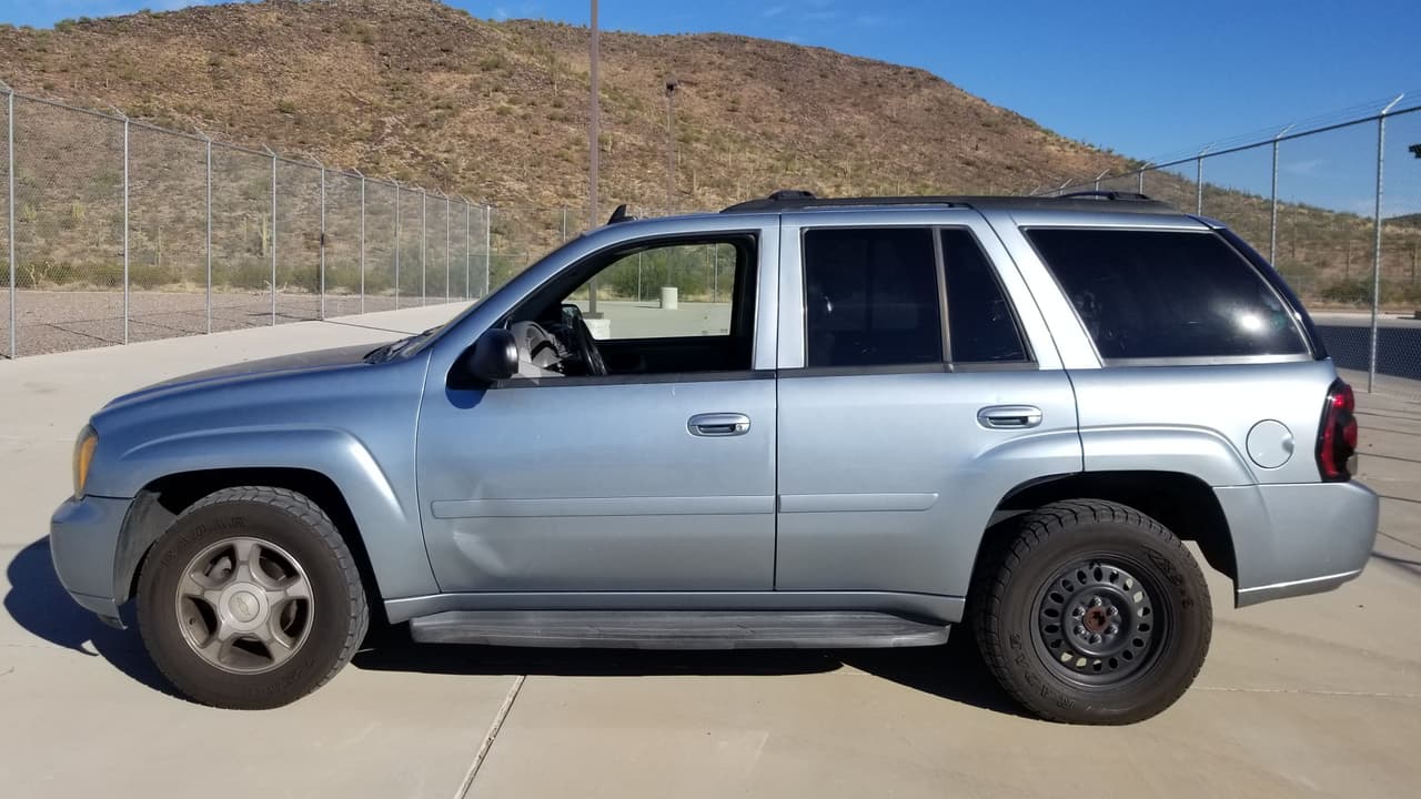 Este es uno de los vehículos en los que viajaban los indocumentados.